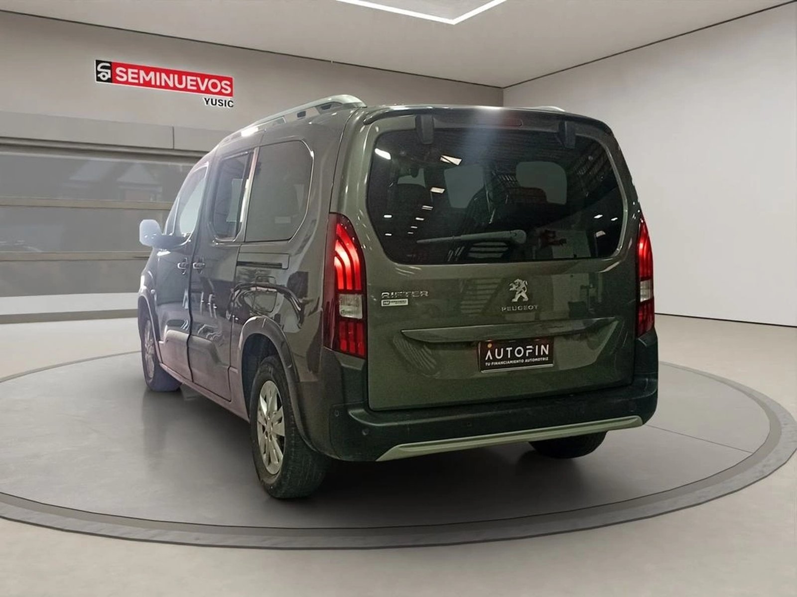 Peugeot RIFTER 1.2 ALLURE PURETECH 130 AT 2021 - Imagen 6 de 15