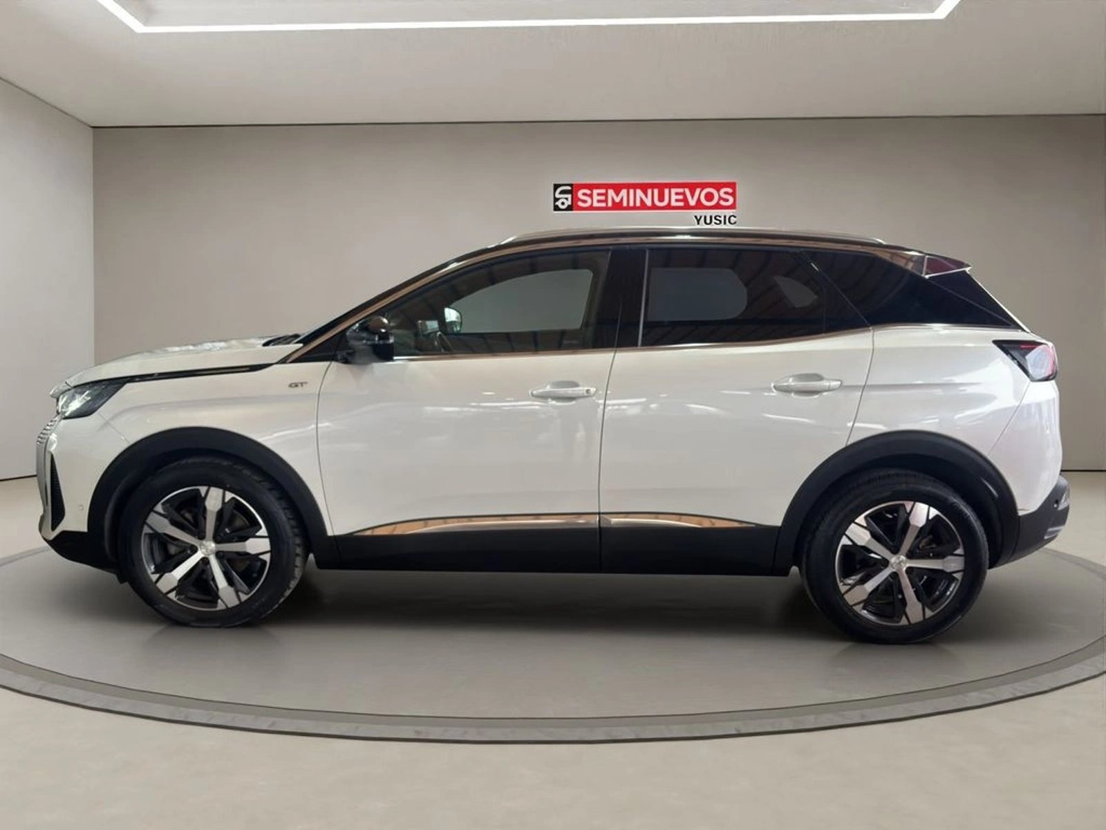 Peugeot 3008 1.6 GT BLACK PACK PURETECH EAT8 AT 2023 - Foto 3 de 14
