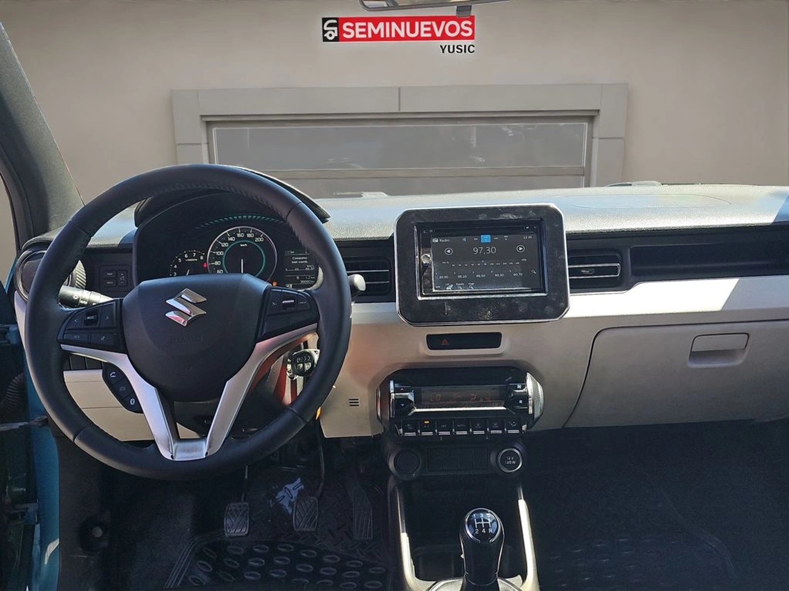 Suzuki IGNIS 1.2 GLX FWD MT 5P 2018 - Imagen 12 de 12