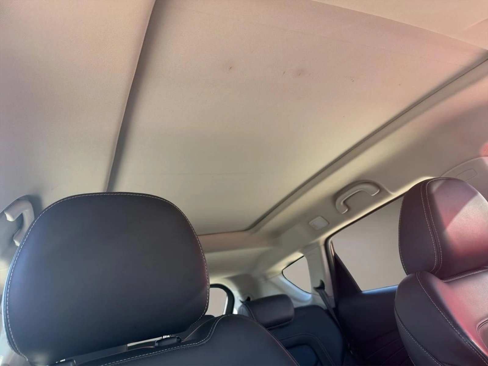 Jetour X70 1.5T GL 4X2 MT 5P 2022 - Imagen 14 de 17