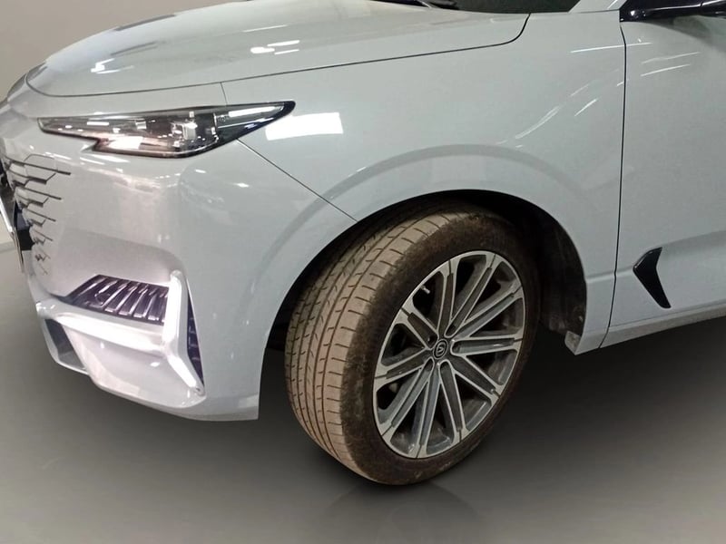 Changan UNI-K 2.0 TURBO AT 4WD 2024 - Imagen 4 de 18