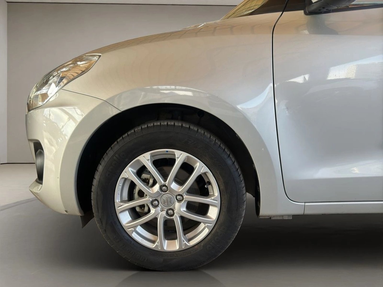 Suzuki SWIFT 1.2 GL MT 2024 - Imagen 17 de 19