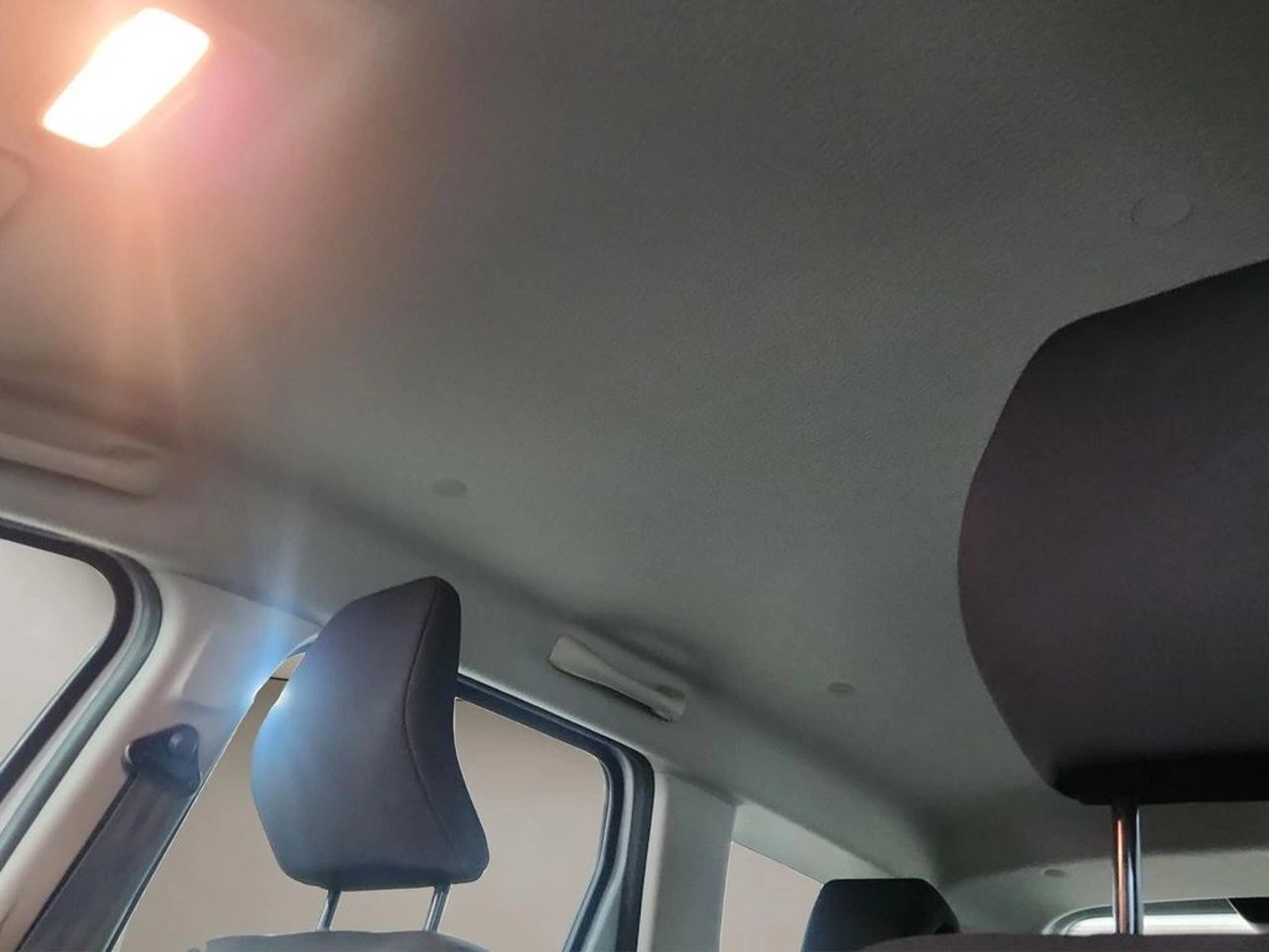 Renault DUSTER 1.6 ZEN MT 2023 - Imagen 15 de 18