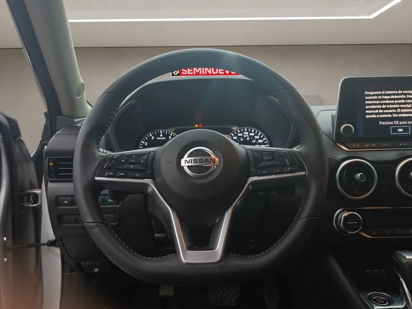 Nissan SENTRA 2.0 ADVANCE 4X2 CVT AT 4P 2022 - Imagen 12 de 14
