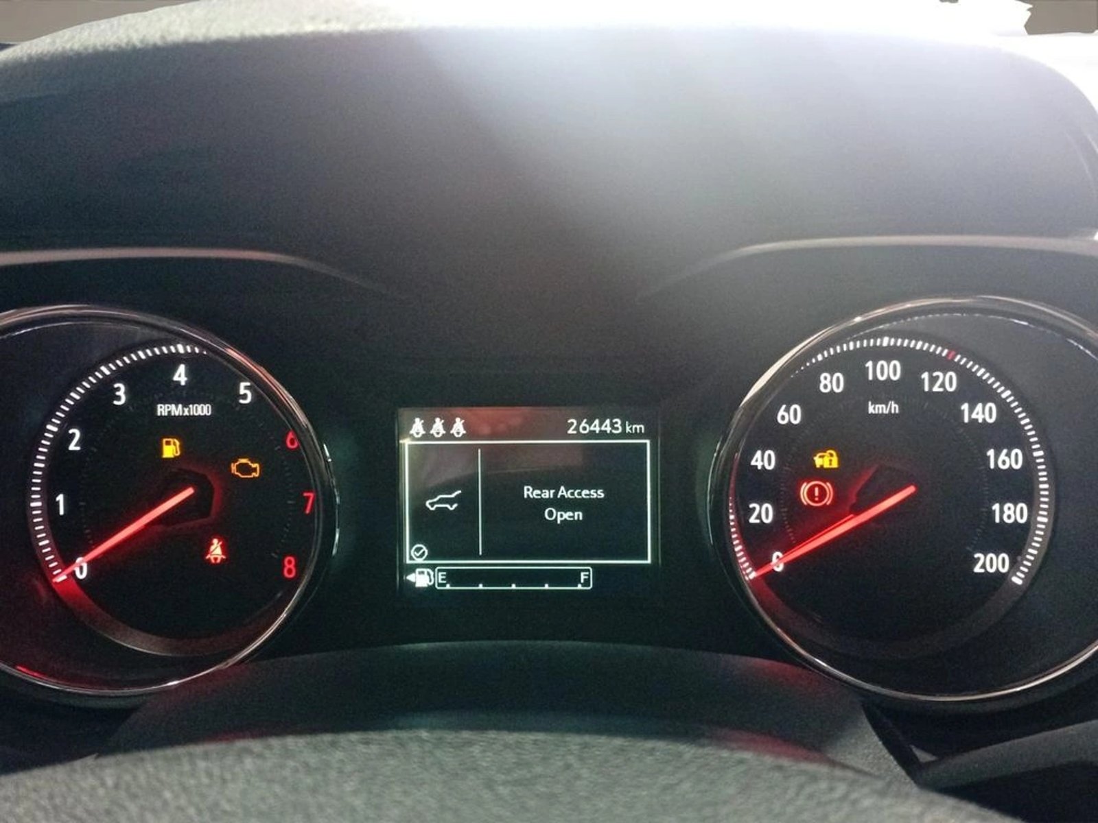 CHEVROLET TRACKER 1.2T LS FWD MT 5P 2022 - Imagen 11 de 13