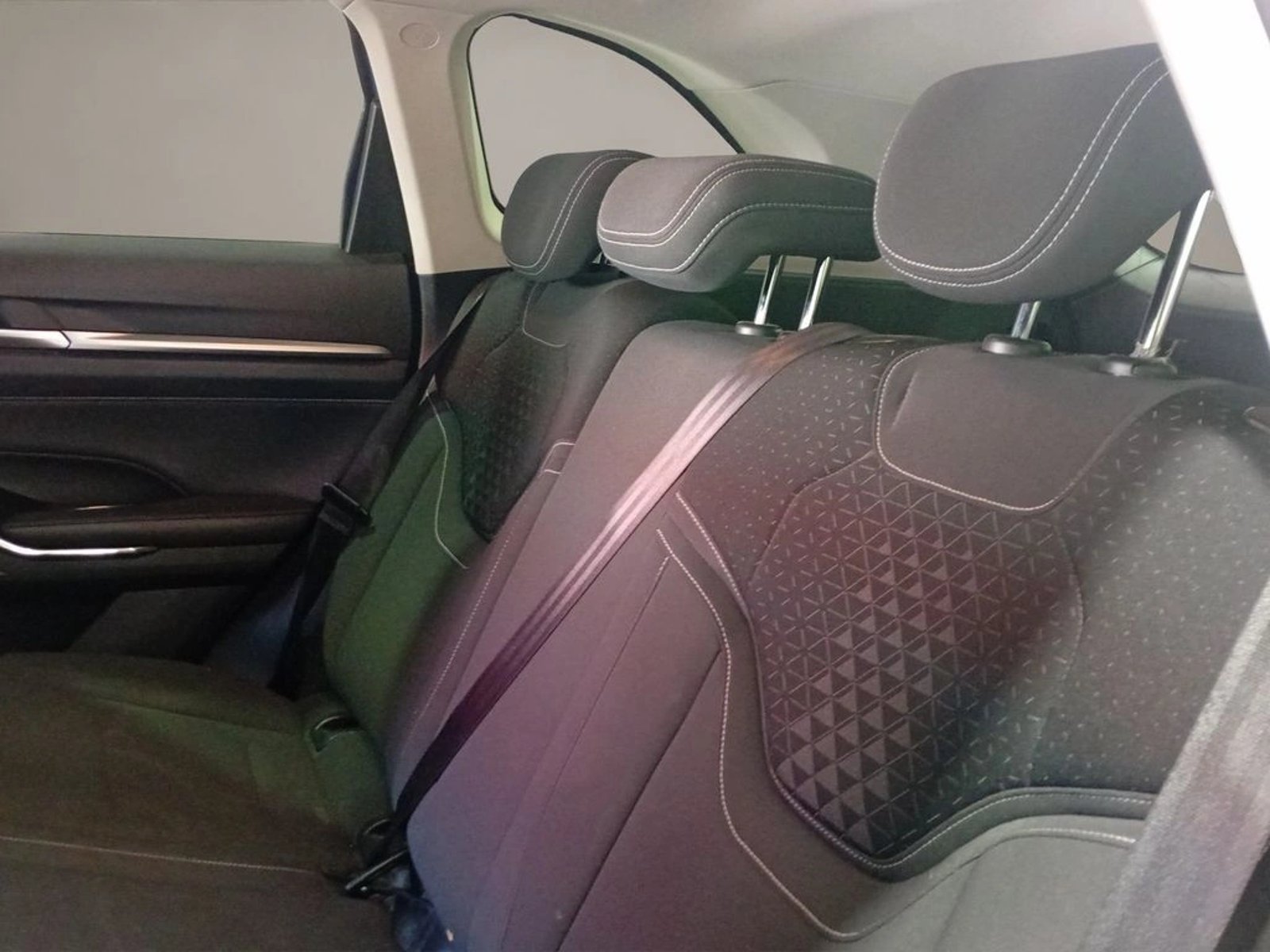 HAVAL H6 2.0 ACTIVE 4X2 AT 5P 2022 - Imagen 11 de 14