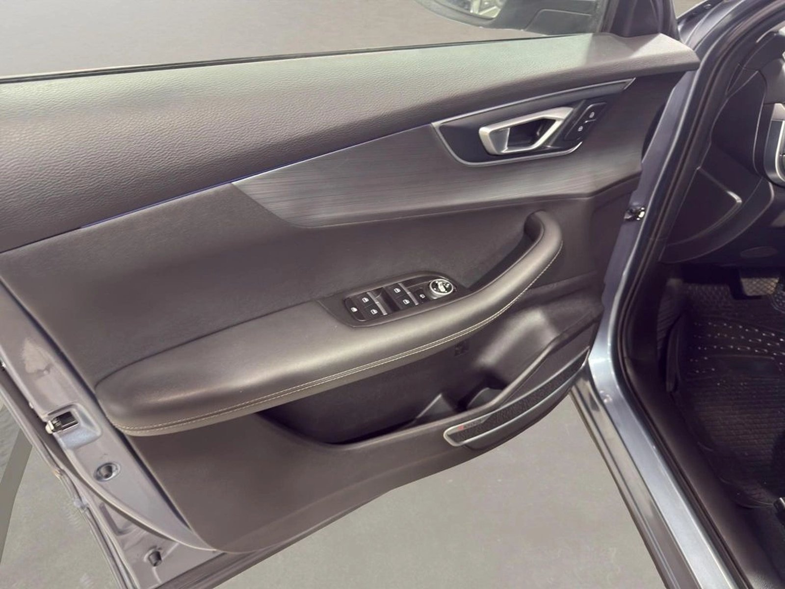 Chery TIGGO 7 1.5T GLX 4X2 CVT AT 5P 2022 - Imagen 11 de 15