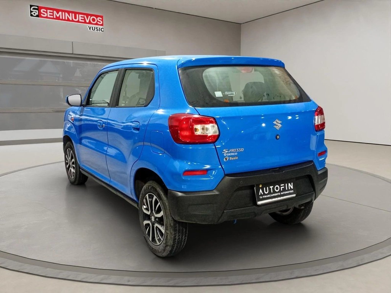 Suzuki SS 1.0 GLX 4X2 AC MT 5P 2023 - Imagen 6 de 13