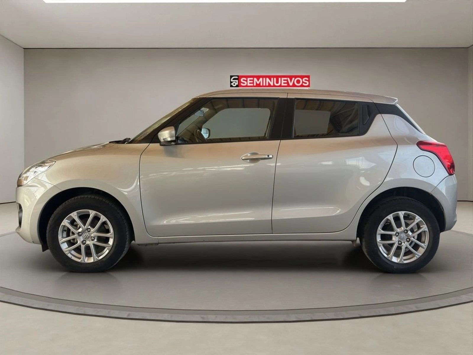 Suzuki SWIFT 1.2 GL MT 2024 - Foto 3 de 19