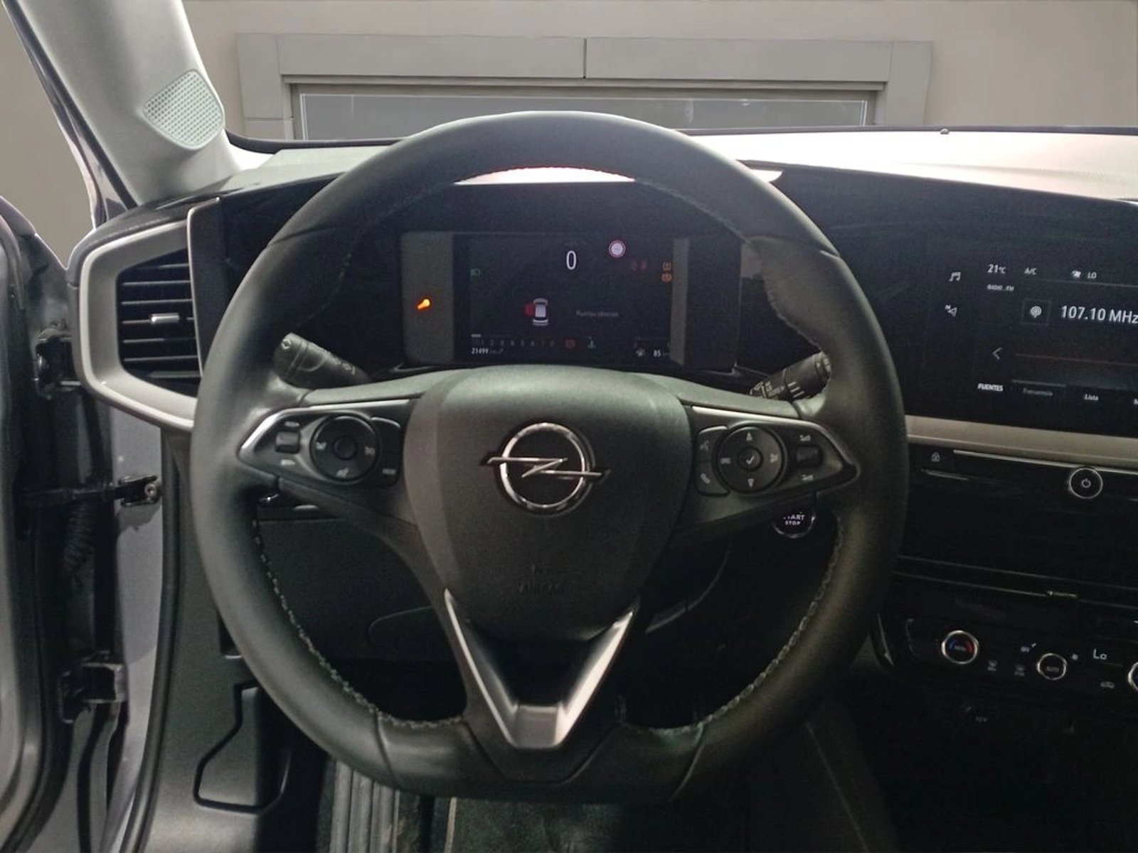 Opel MOKKA 1.5 ELEGANCE MT DIESEL 2023 - Imagen 8 de 16
