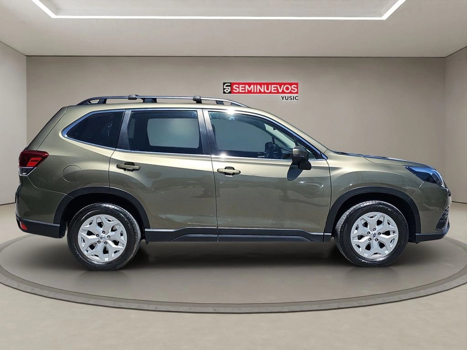 Subaru FORESTER 4X4 2.0 AT 2024 - Foto 4 de 13