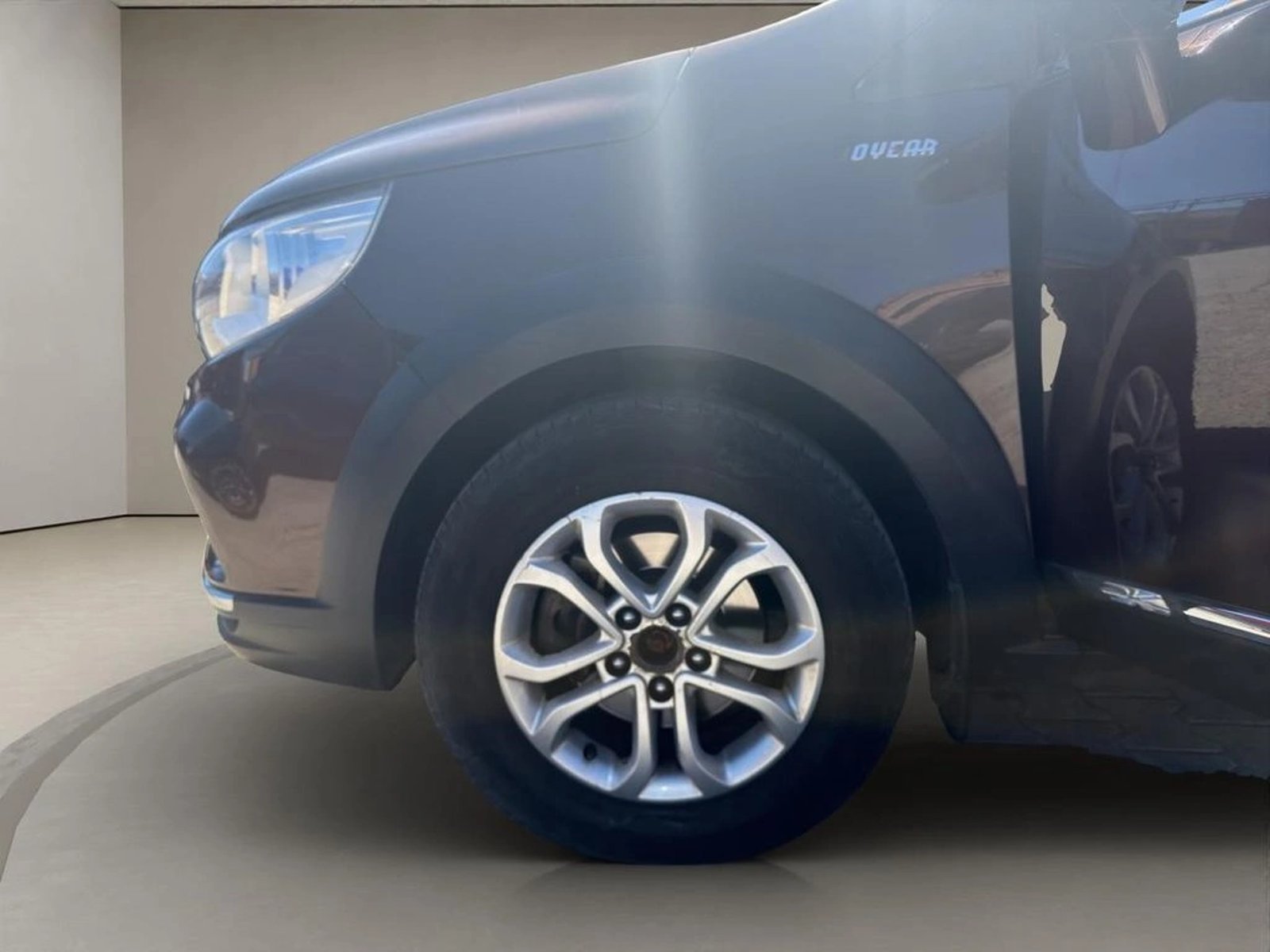 Dongfeng JOYEAR X3 1.6 S500 MT 2020 - Imagen 9 de 16