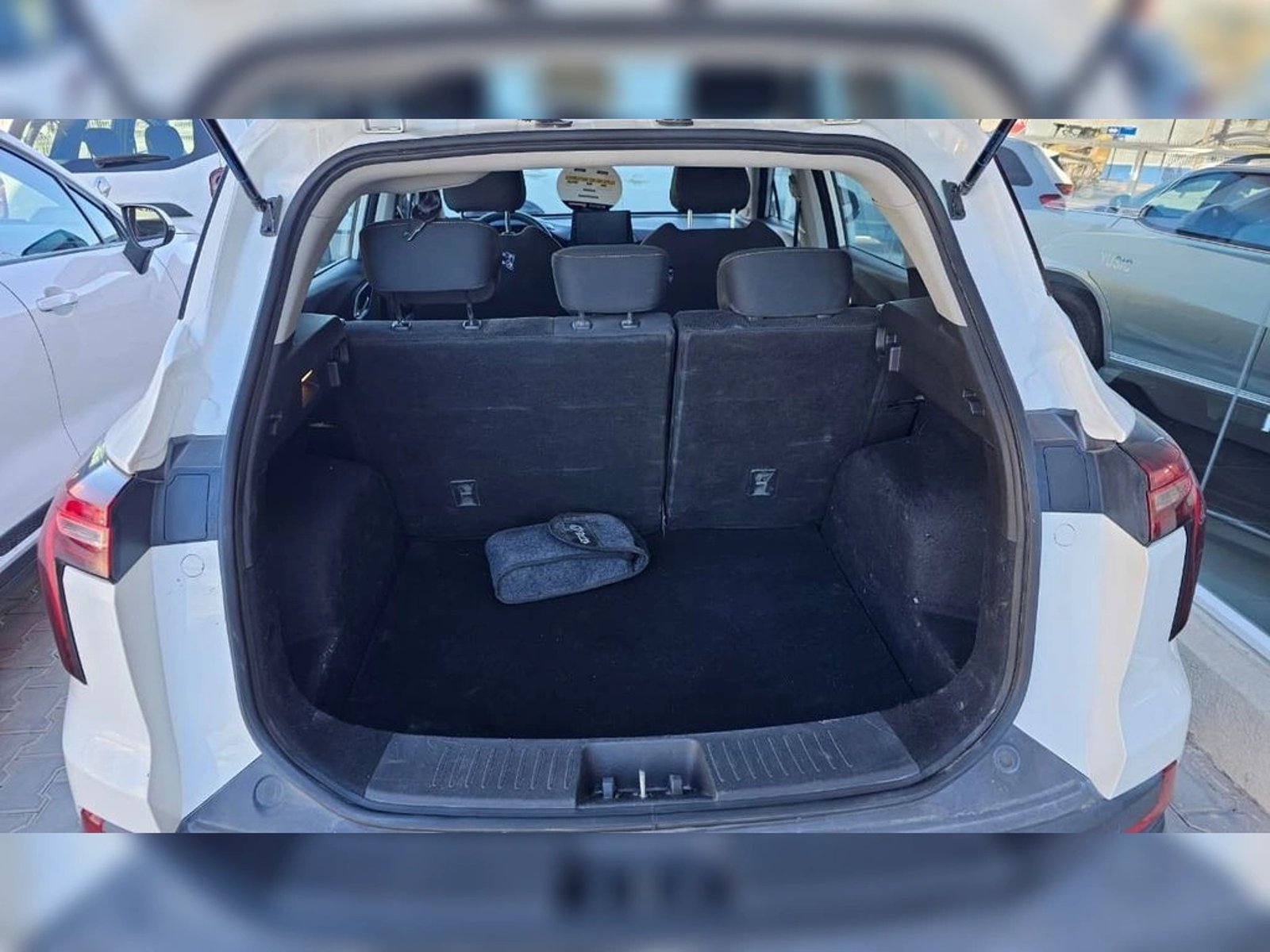 JAC JS4 1.5 LUXURY 4X2 MT 5P 2024 - Imagen 7 de 9