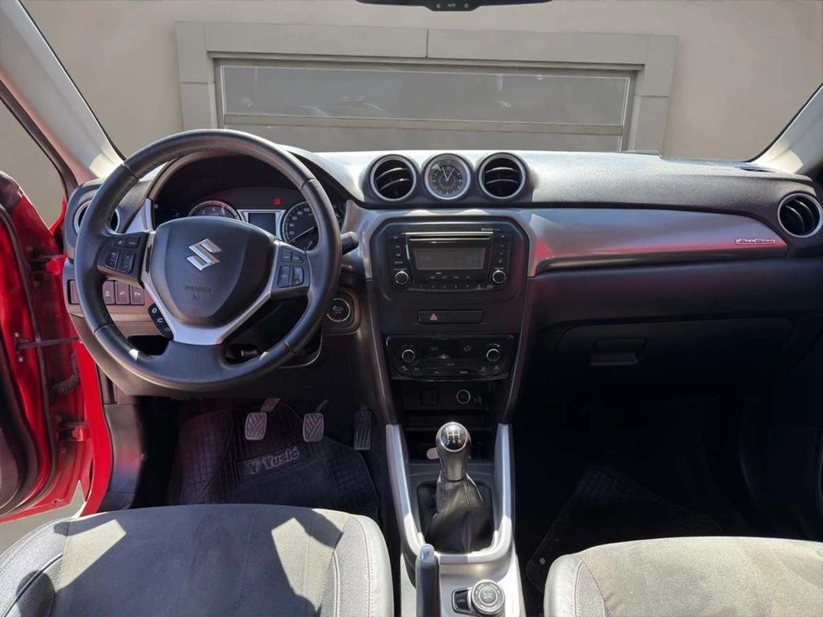 Suzuki VITARA 1.6 GL 4X2 MT 5P 2017 - Imagen 12 de 15