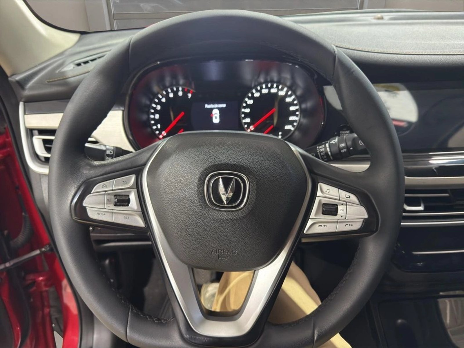 Changan CS35 1.6 LUXURY 4X2 MT 5P 2022 - Imagen 13 de 13