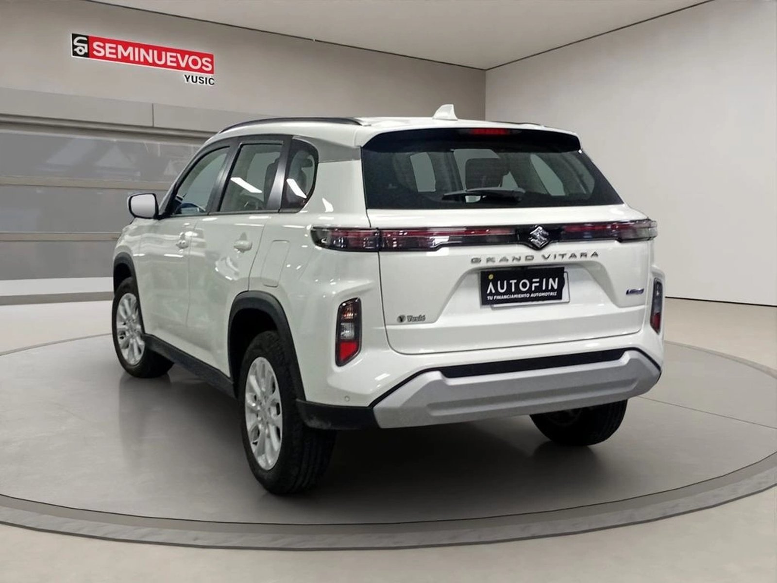 SUZUKI GRAND VITARA 1.5 GL HYBRID 4X2 AT 5P 2025 - Foto 4 de 19