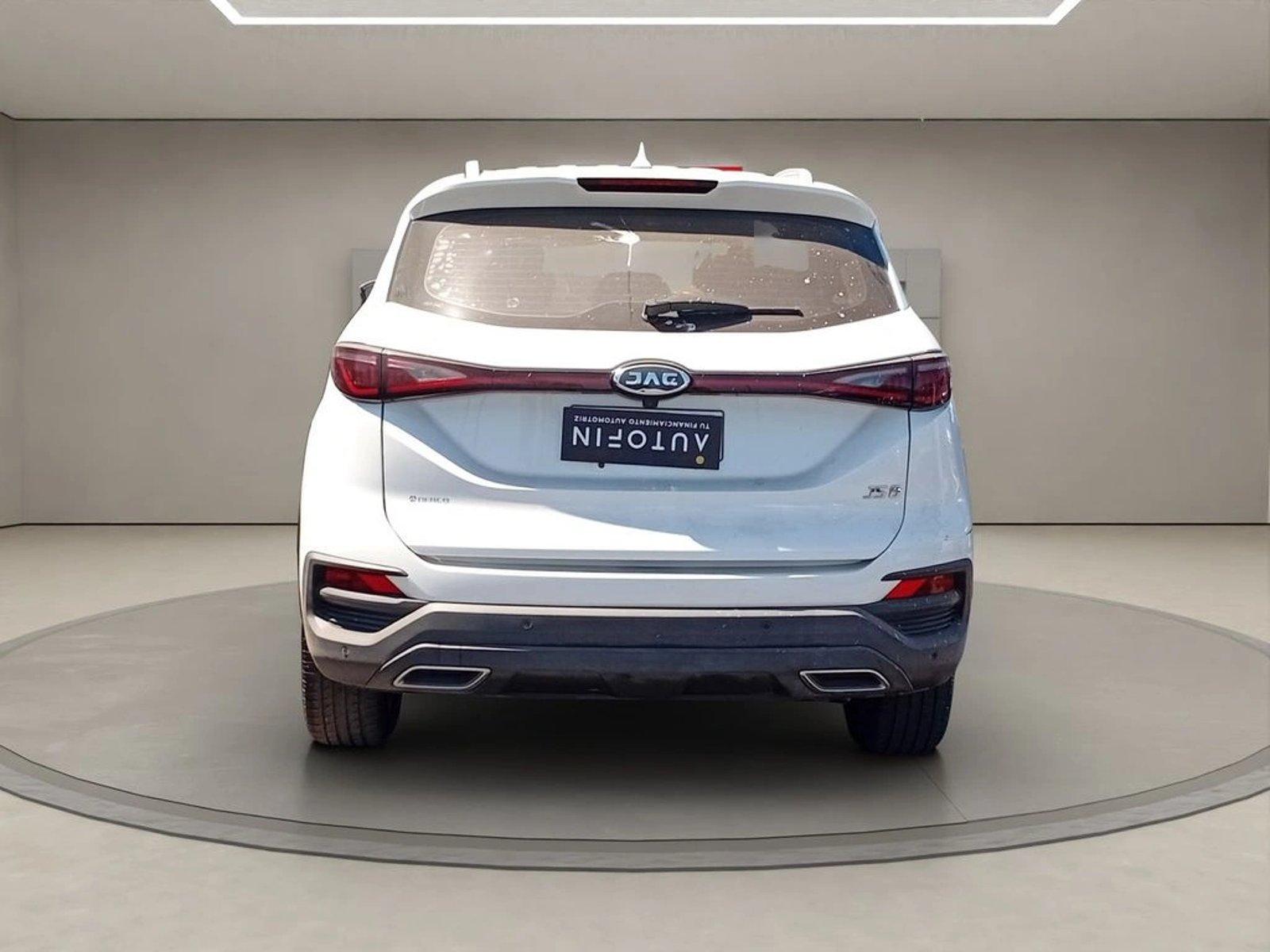 JAC JS8 1.5 LUXURY SE 4X2 6MT 5P 2023 - Imagen 5 de 13