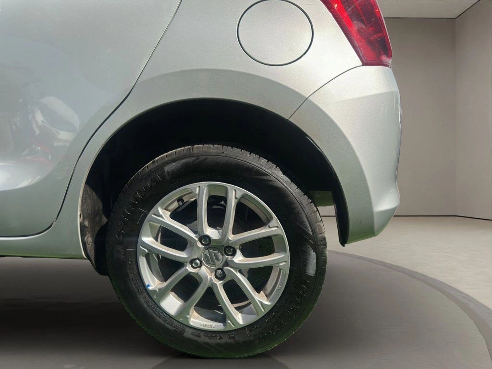 Suzuki SWIFT 1.2 GA 4X2 AC MT 5P 2022 - Imagen 17 de 17