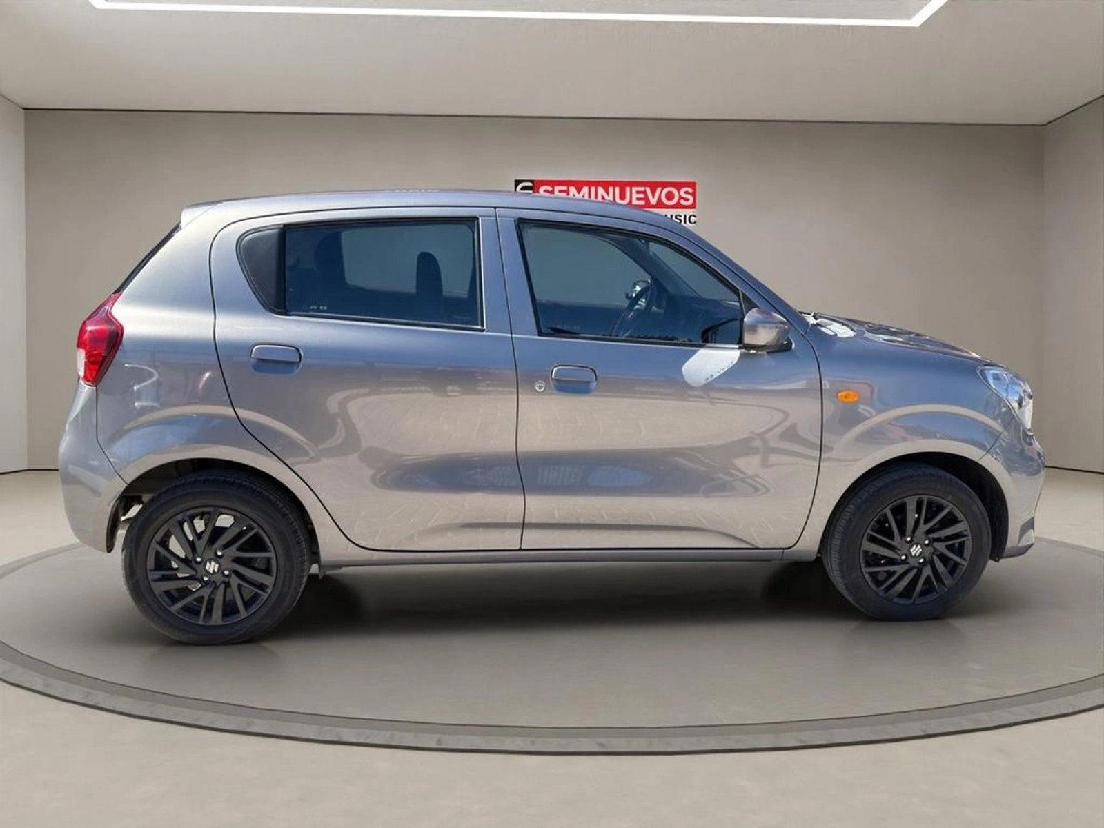 Suzuki CELERIO 1.0 GLX BT 4X2 HB AC MT 5P 2023 - Imagen 8 de 16