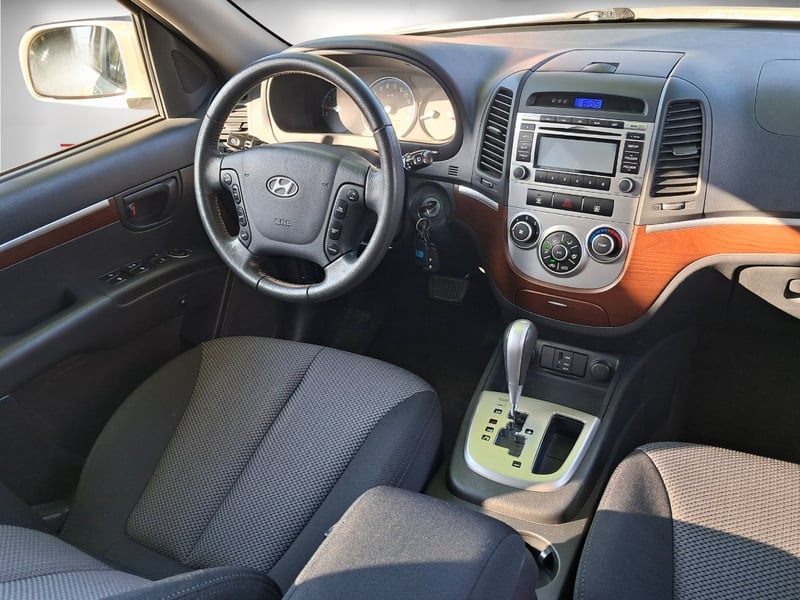 Hyundai SANTA FE GL 2.7 Aut 2010 - Imagen 5 de 10