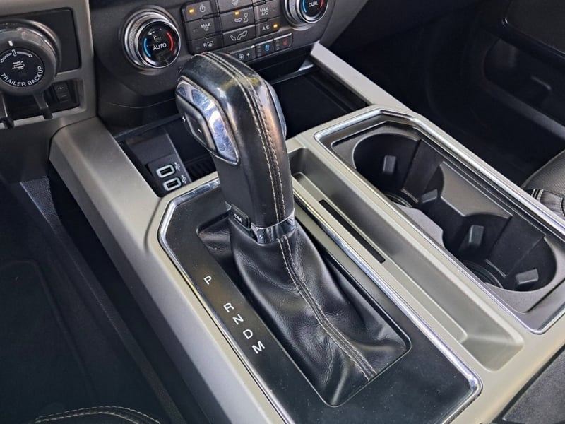 Ford F-150 Lariat 4x4 5.0 Aut 2019 - Imagen 9 de 10