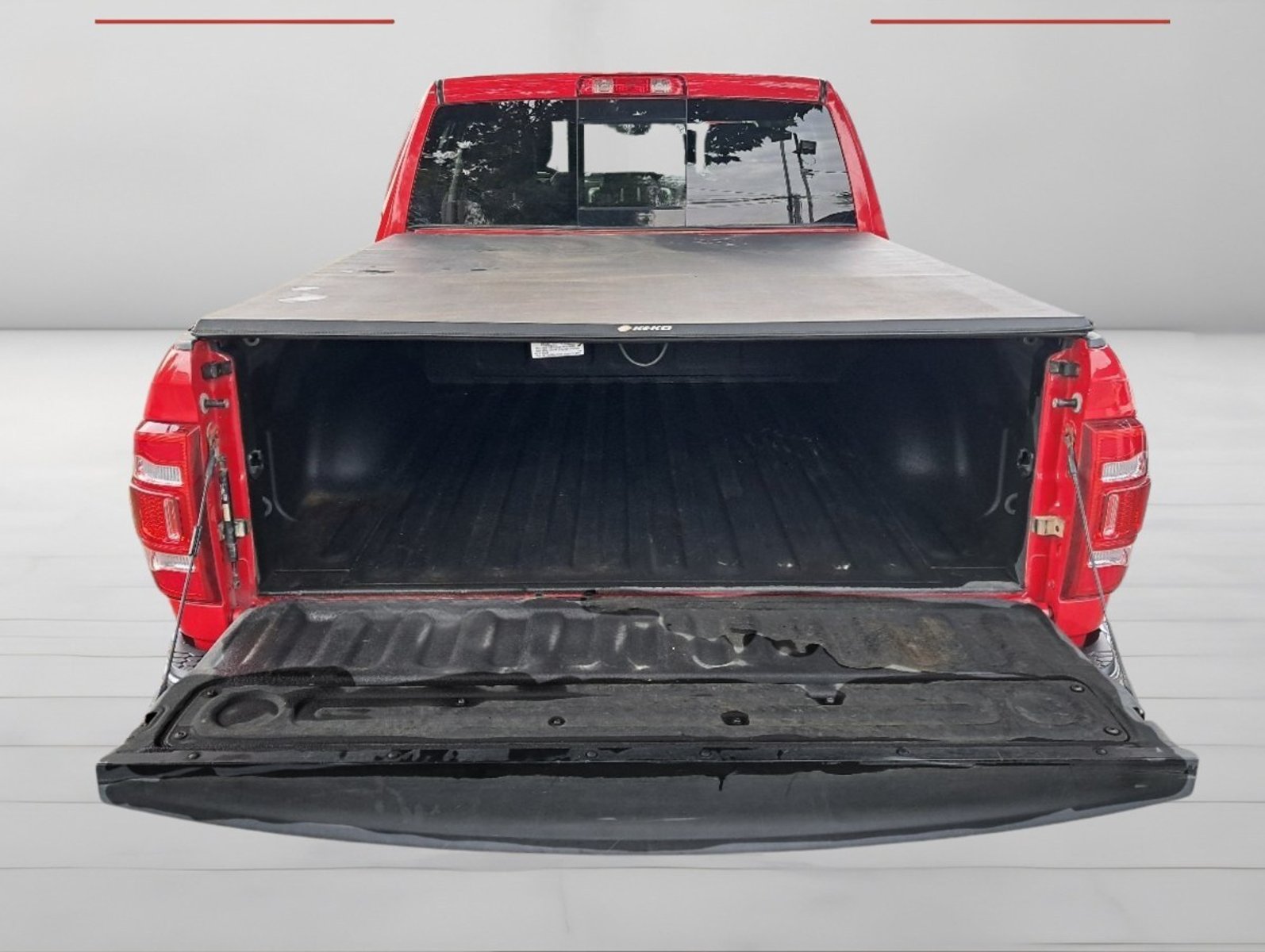 Dodge RAM 1500 4x4 Laramie 5.7 Aut 2017 - Imagen 8 de 10