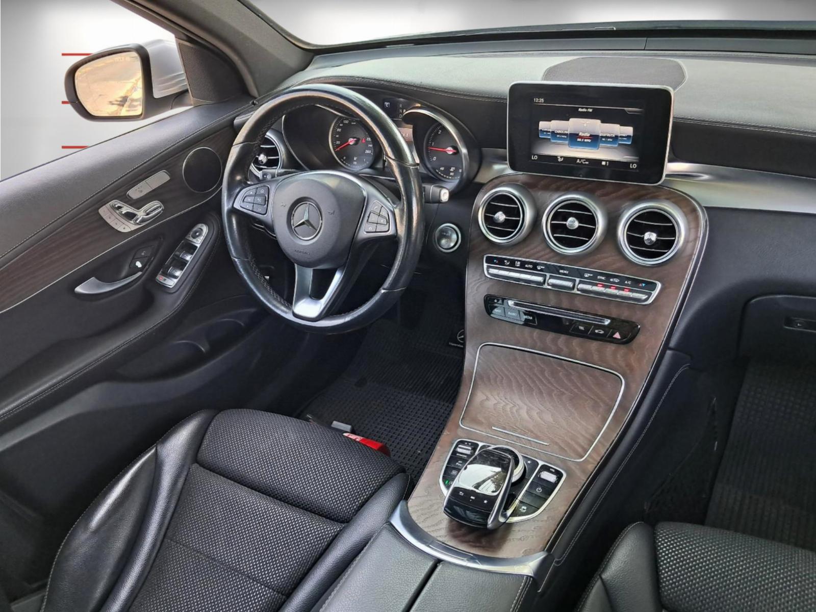 Mercedes-Benz GLC 250 4Matic Diesel 2.1 Aut 2020 - Imagen 5 de 10