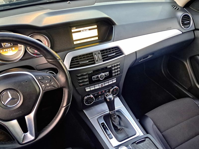 Mercedes-Benz C180 CGI Coupe 1.8 Aut 2012 - Imagen 9 de 10
