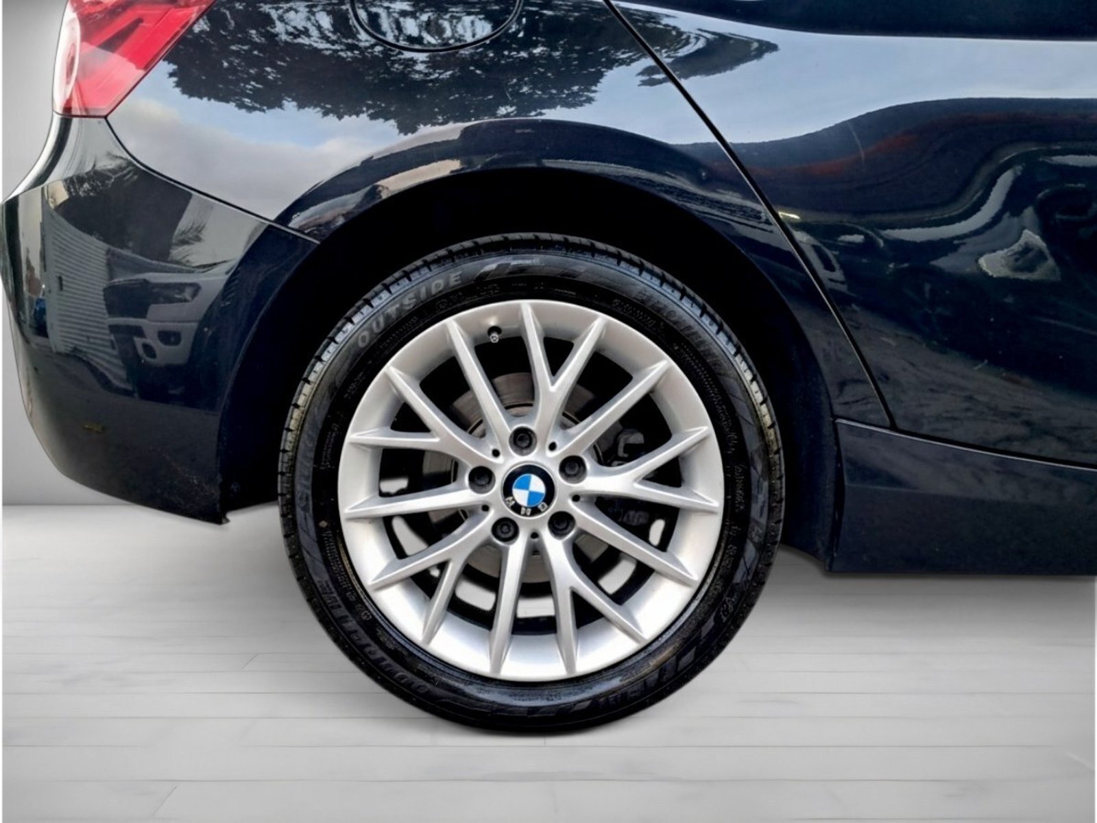 BMW 118 1.5 AUT 2019 - Imagen 7 de 10