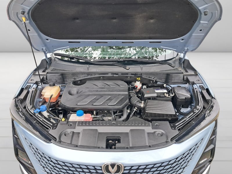 Changan UNI-T ELITE 1.5 AUT 2024 - Imagen 6 de 10