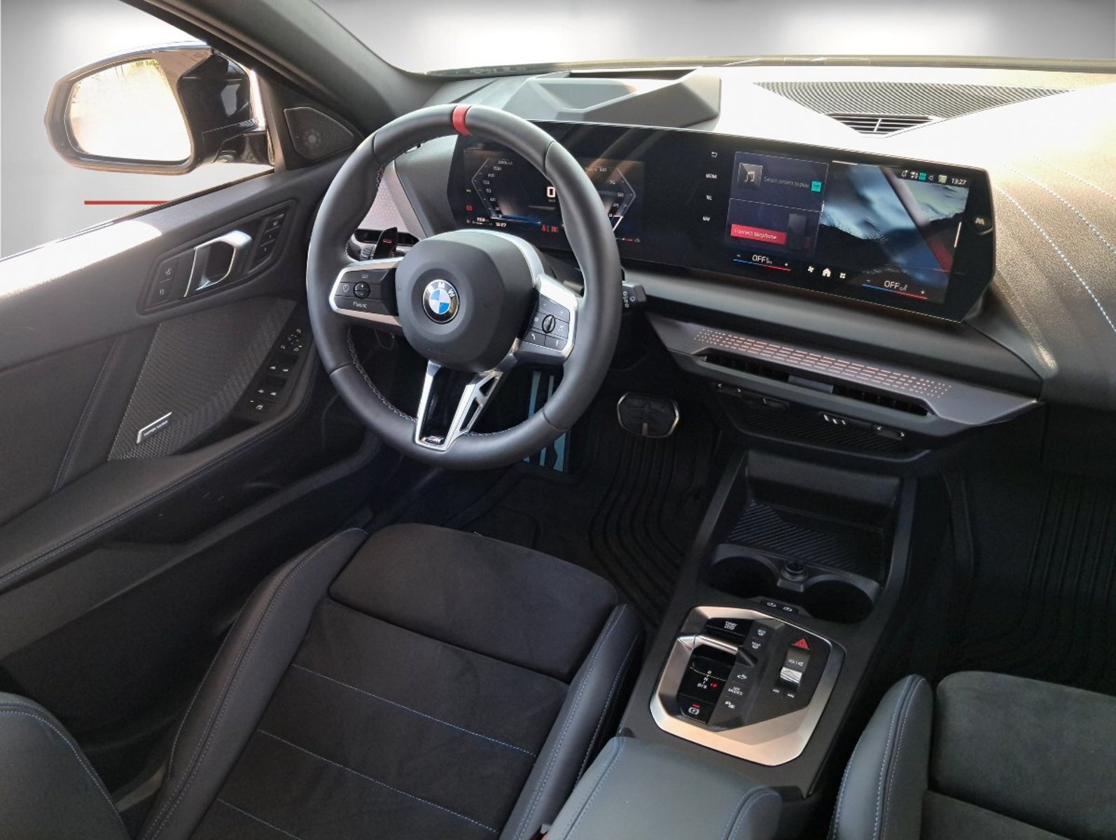 BMW M135 Xdrive 4x4 2.0 Aut 2025 - Imagen 5 de 10