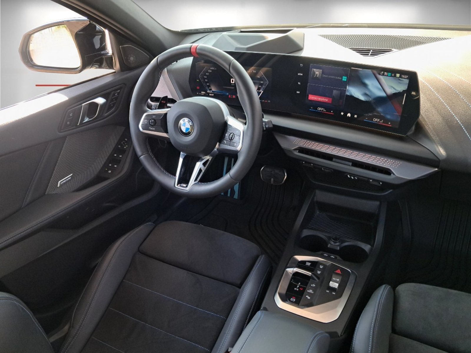 BMW M135 Xdrive 4x4 2.0 Aut 2025 - Foto 5 de 10