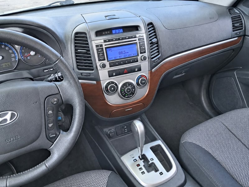 Hyundai SANTA FE GL 2.7 Aut 2010 - Imagen 9 de 10