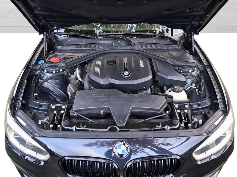 BMW 118 1.5 AUT 2019 - Imagen 6 de 10