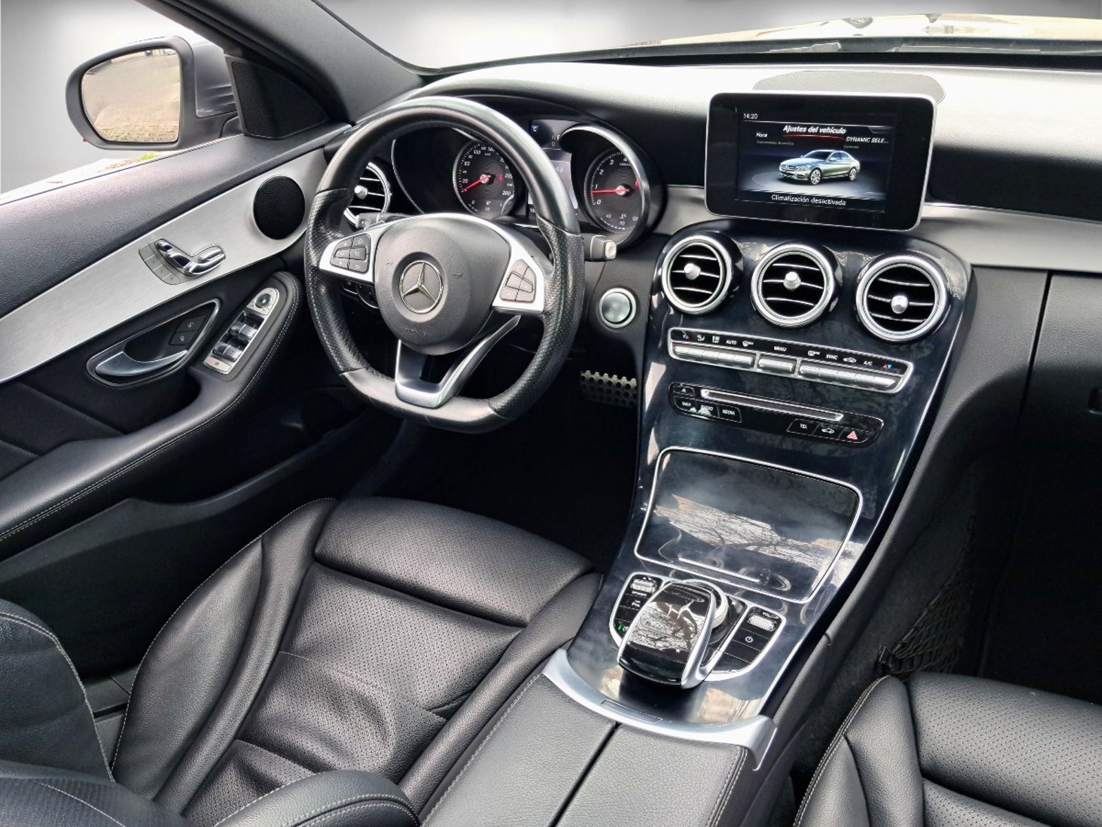 Mercedes-Benz C300 2.0 Aut 2018 - Foto 5 de 10