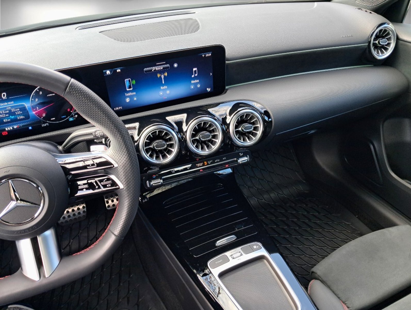 Mercedes-Benz A200 LOOK AMG 1.3 AUT 2026 - Imagen 9 de 10