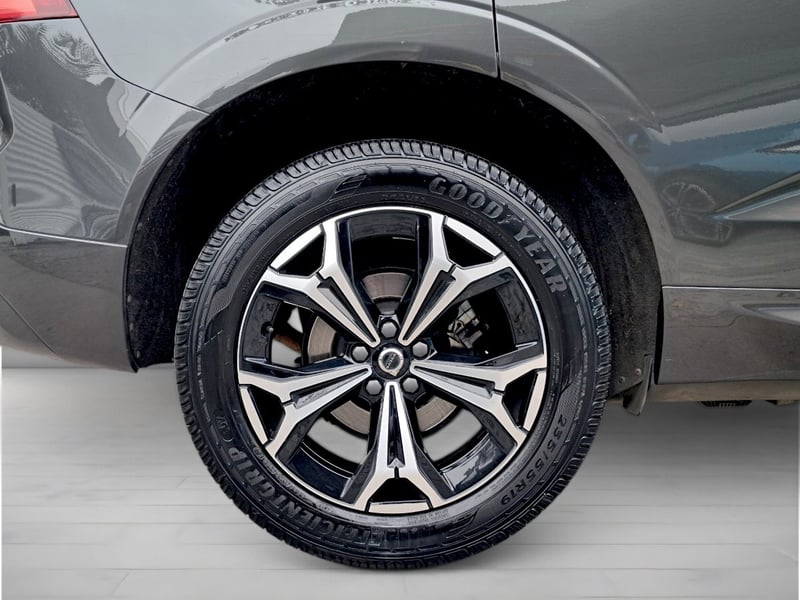 Volvo XC60 II B5 4x4 2.0 Aut 2022 - Imagen 7 de 10
