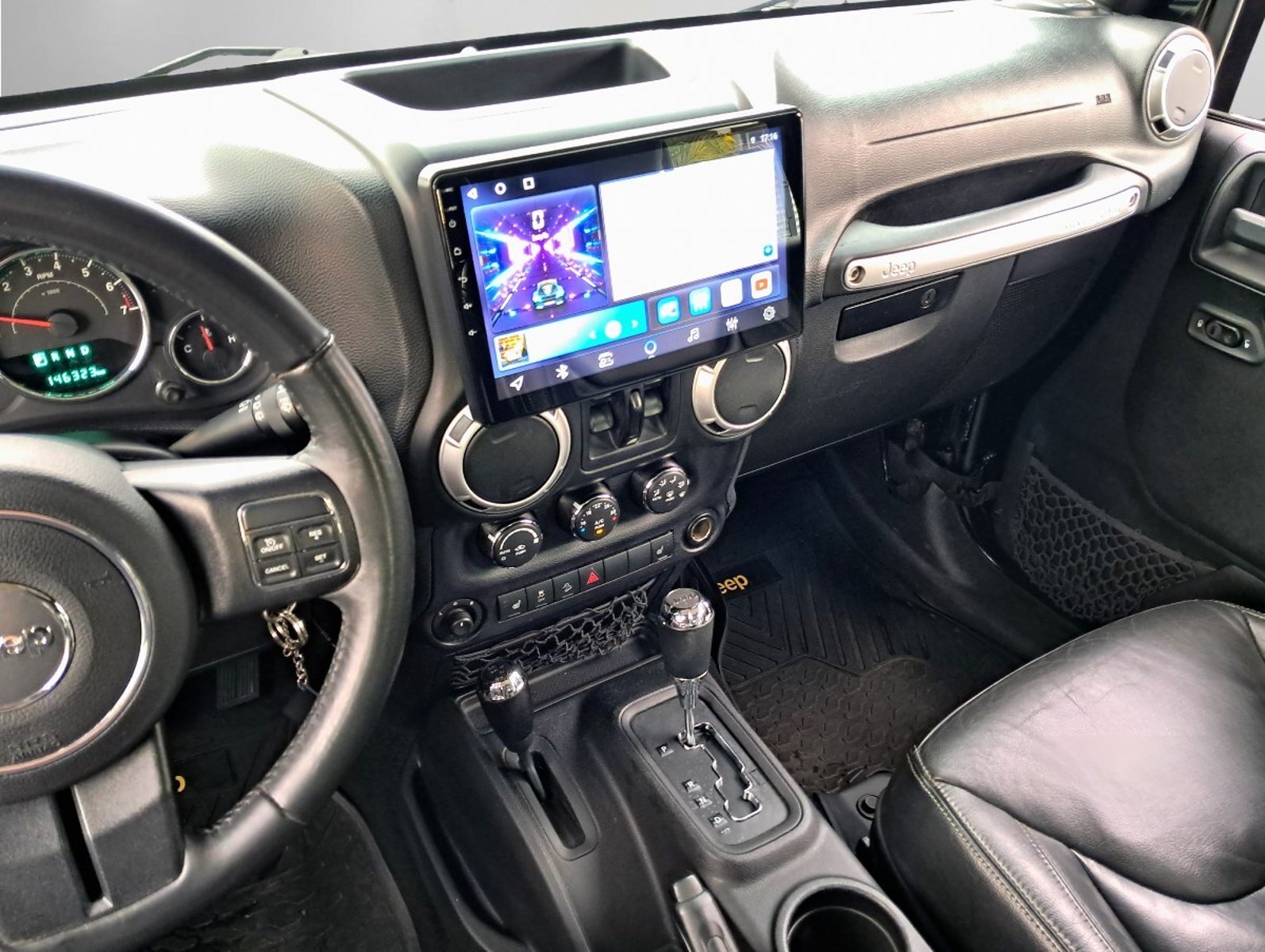 Jeep WRANGLER Unlimited Sahara 4x4 3.6 Aut 2017 - Imagen 8 de 10