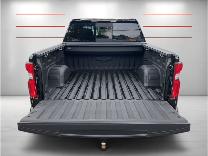 Chevrolet SILVERADO 4x4 LT 5.3 Aut 2022 - Imagen 8 de 10