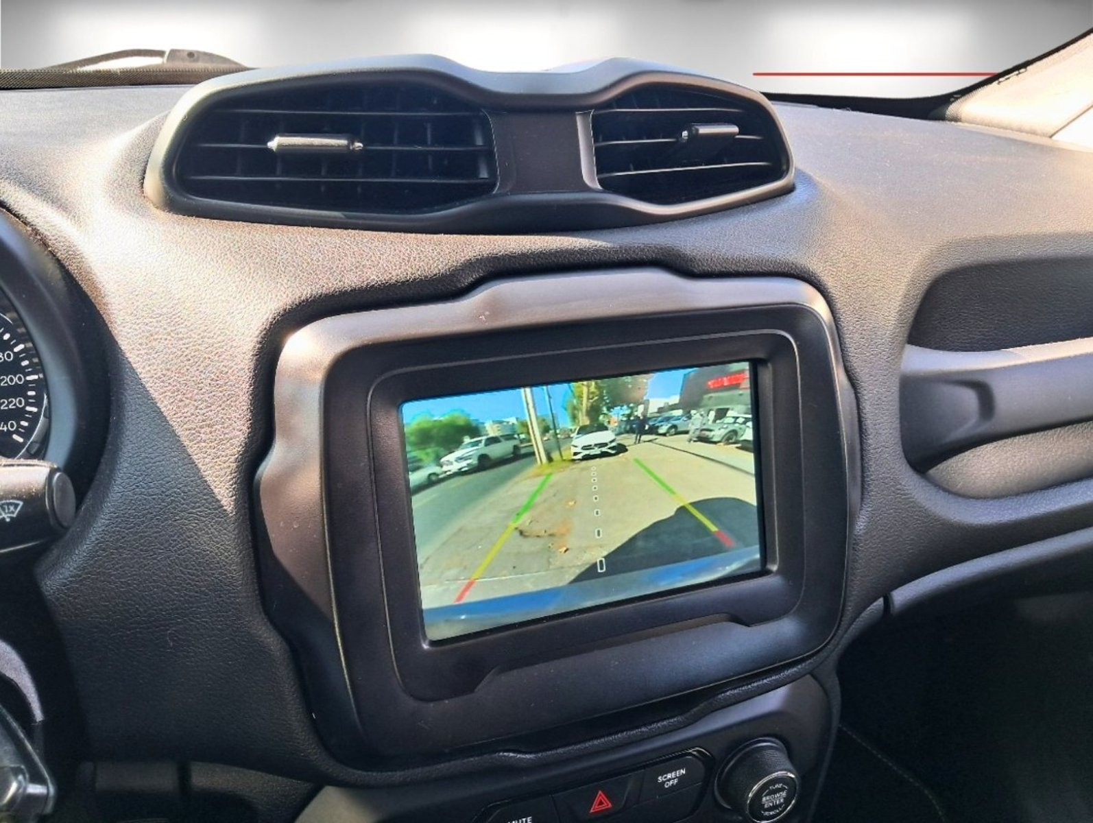 Jeep RENEGADE Sport 1.8 Mec 2022 - Imagen 9 de 10