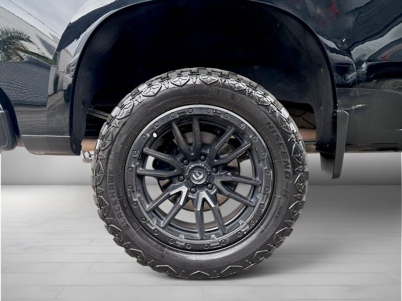 Chevrolet SILVERADO 4x4 LT 5.3 Aut 2022 - Imagen 7 de 10