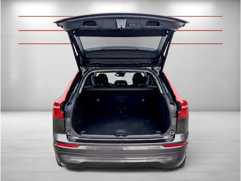 Volvo XC60 II B5 4x4 2.0 Aut 2022 - Imagen 8 de 10