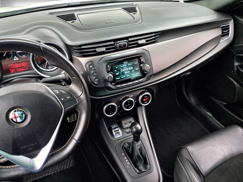 Alfa Romeo GIULIETTA QV 1.7 Aut 2016 - Imagen 9 de 10
