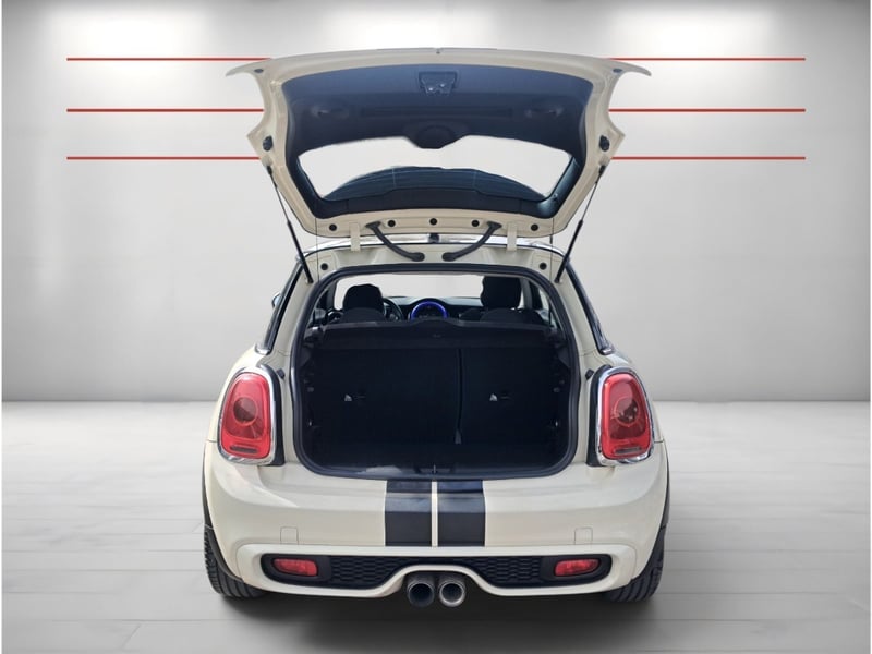 Mini F56 Cooper S Pepper 2.0 Aut 2015 - Imagen 8 de 10
