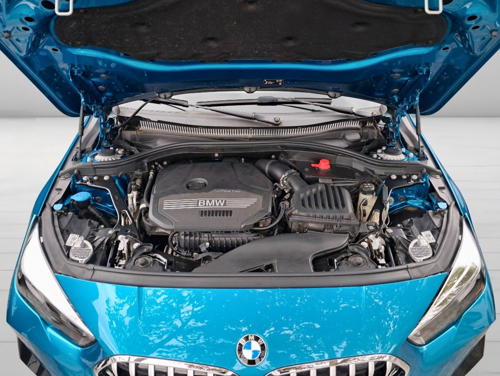 BMW 218I Gran Coupe Look M 1.5 Aut 2025 - Imagen 6 de 10