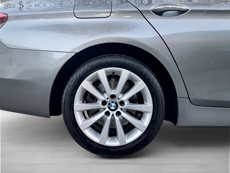 BMW 520 I 2.0 Aut 2015 - Imagen 7 de 10