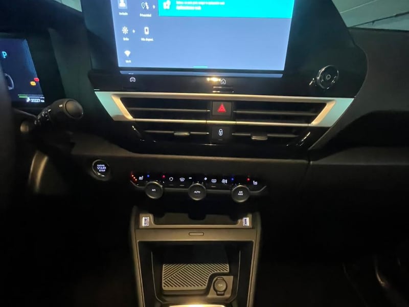 Citroën C4 MHEV 1.2 AUT 2026 - Imagen 15 de 18