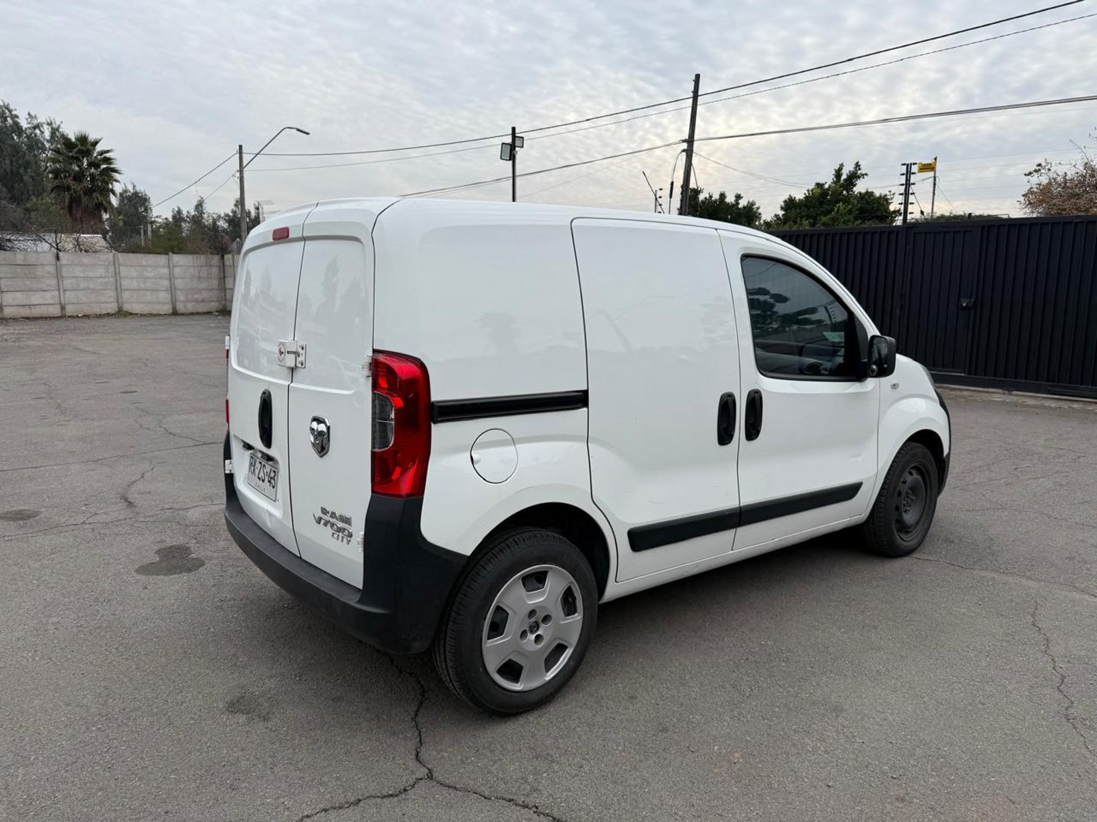 RAM VAN 700 CITY 1.4 2022 - Foto 5 de 20