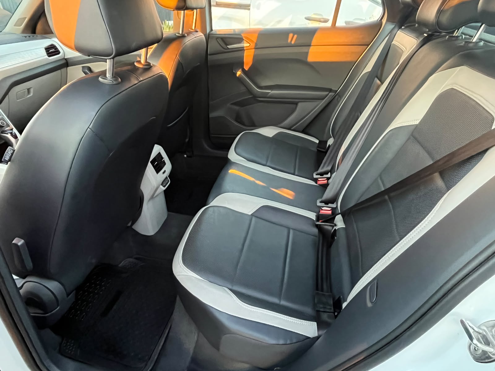 VOLKSWAGEN T CROSS TSI 1.0 AUT 2022 - Imagen 16 de 18