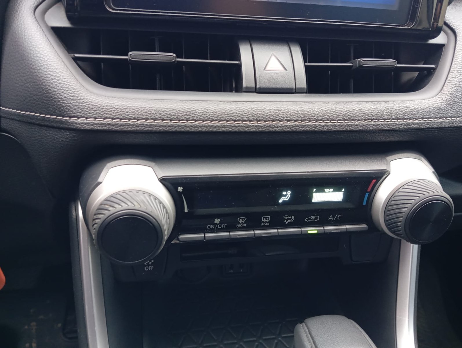 Toyota RAV4 4X2 2.0 AUT 2024 - Imagen 12 de 13